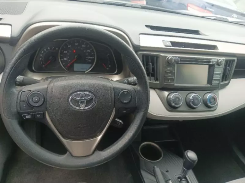 Toyota RAV4   - 2015