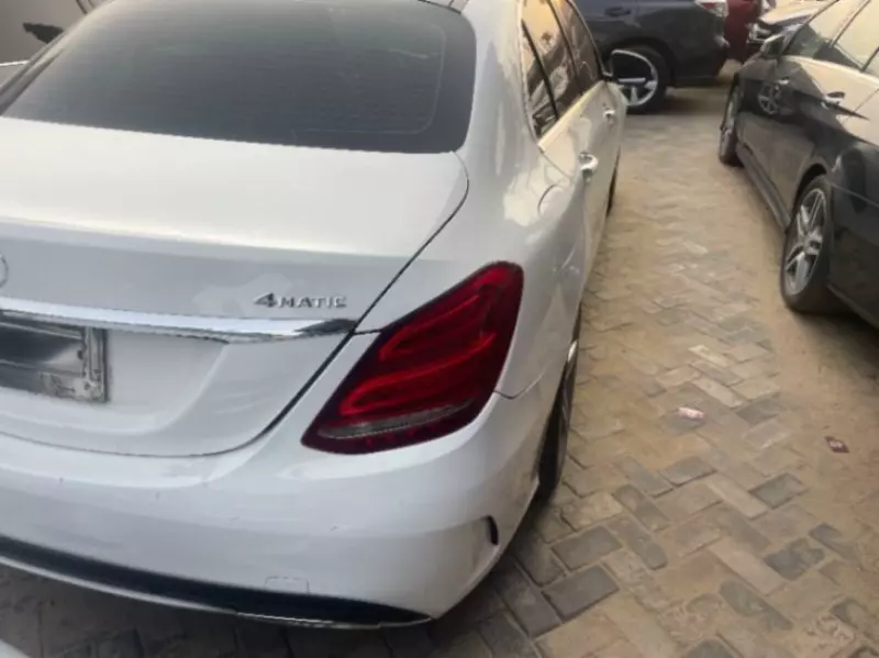 Mercedes-Benz C-Class   - 2015