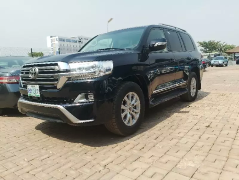 Toyota Land Cruiser   - 2015