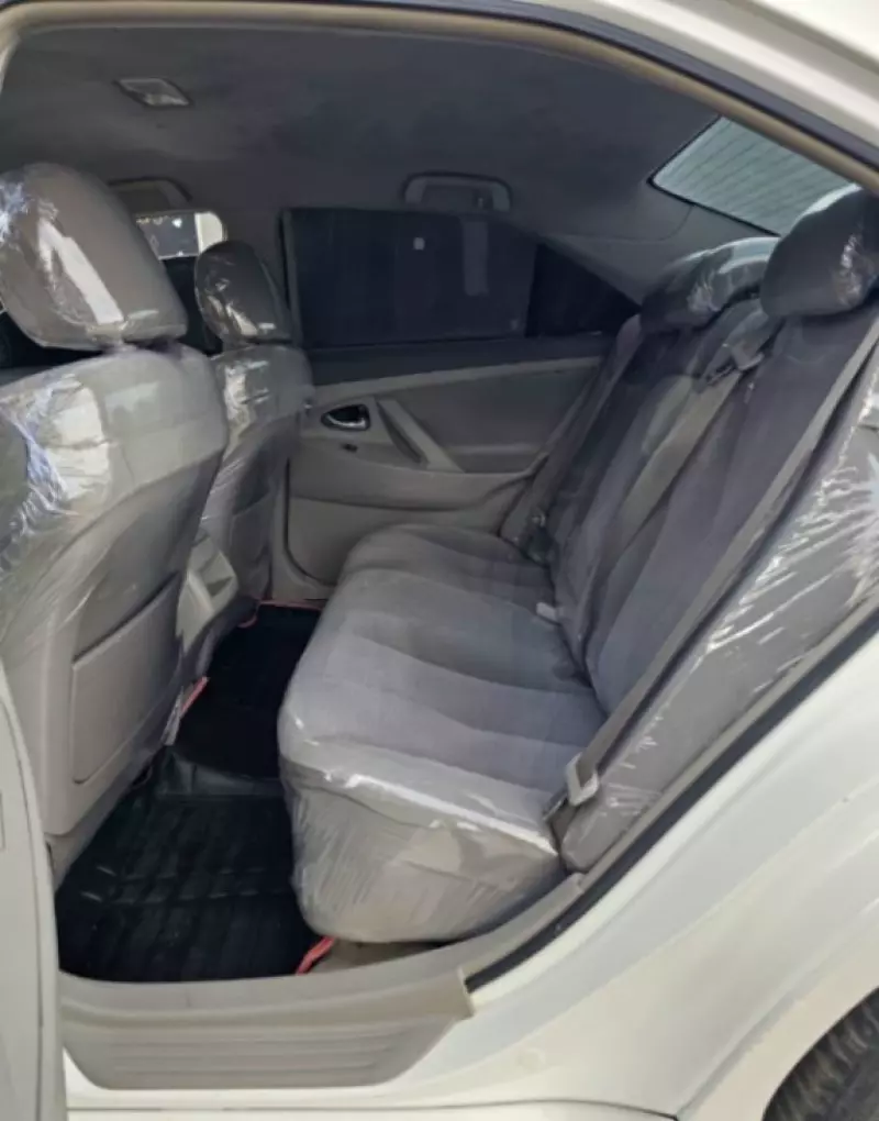 Toyota Camry   - 2011