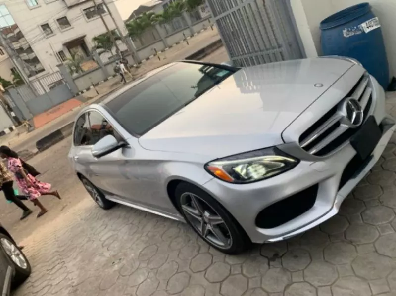 Mercedes-Benz C 300   - 2015