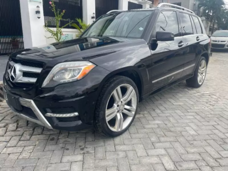Mercedes-Benz Glk-class   - 2015
