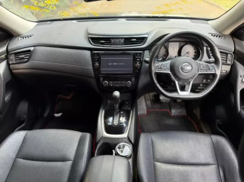 Nissan X-Trail   - 2018