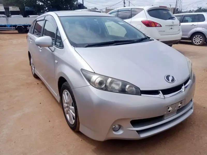 Toyota Wish   - 2011