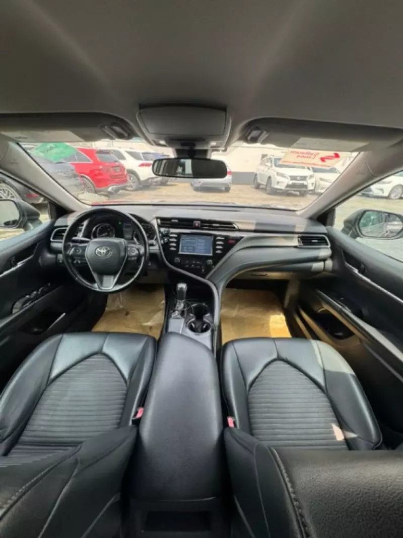 Toyota Camry   - 2019
