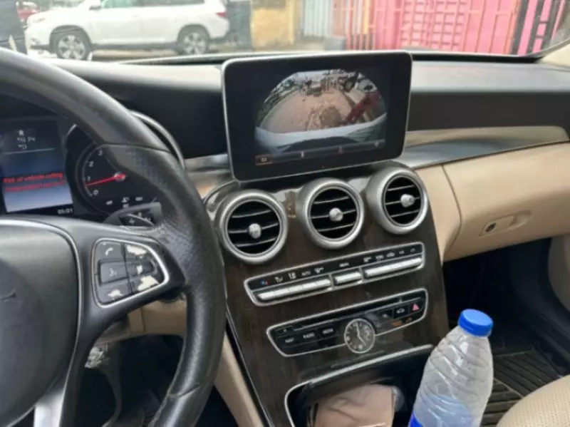 Mercedes-Benz C 300   - 2015