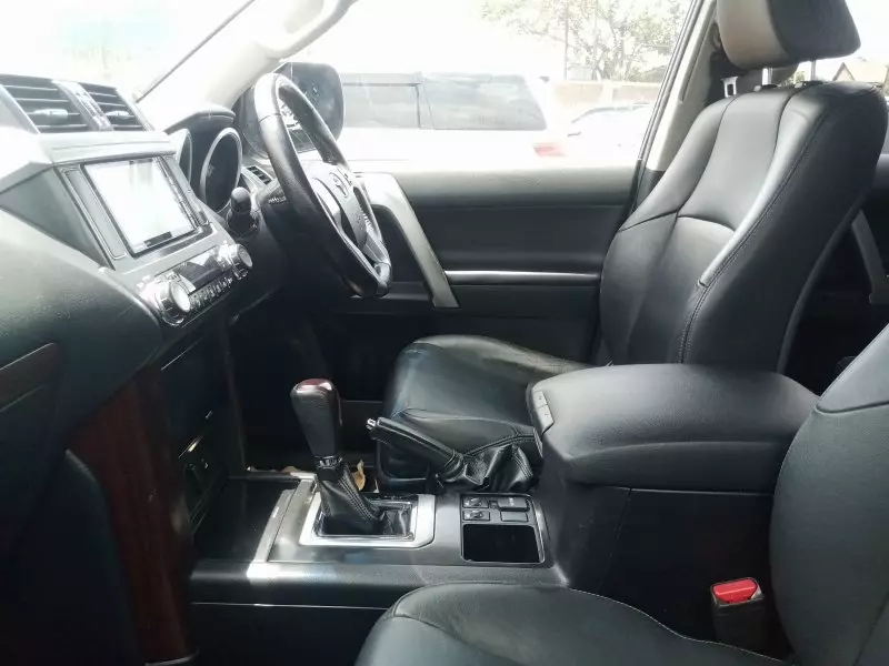 Toyota Landcruiser Prado   - 2017