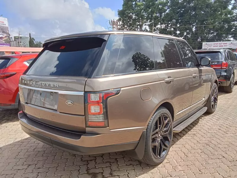 Land Rover Range Rover Vogue   - 2014