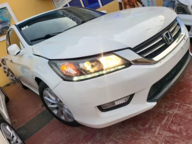 Honda Accord   - 2009