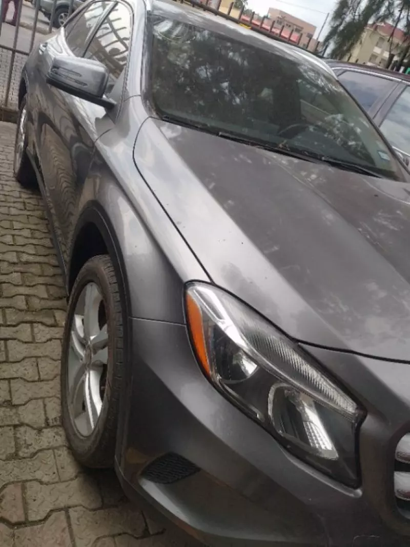 Mercedes-Benz GLA 250   - 2015