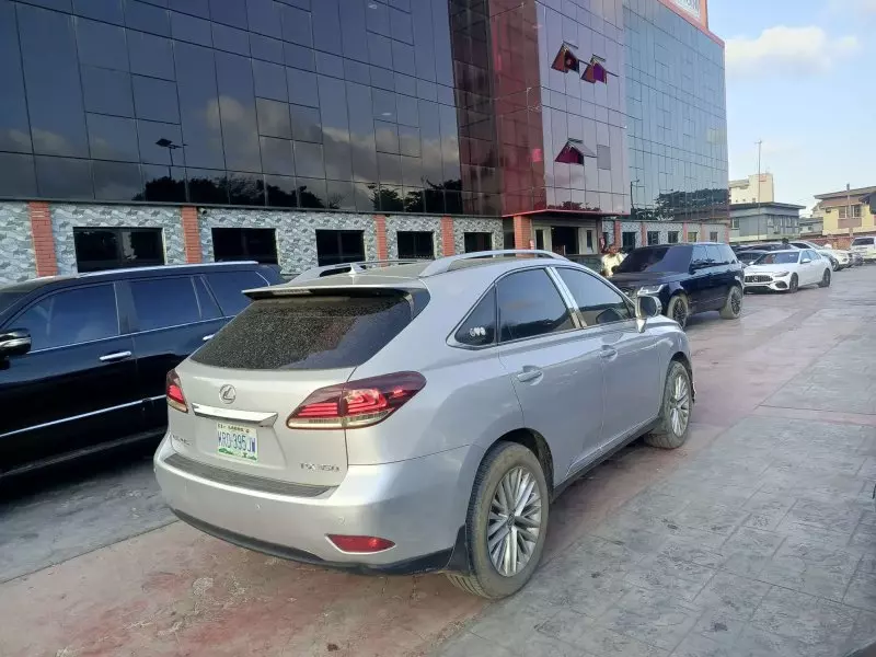 Lexus RX 350   - 2010