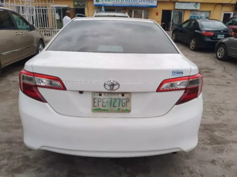 Toyota Corolla   - 2012