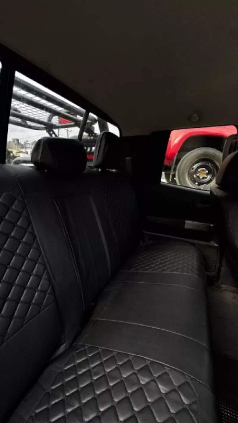 Toyota Tundra   - 2012