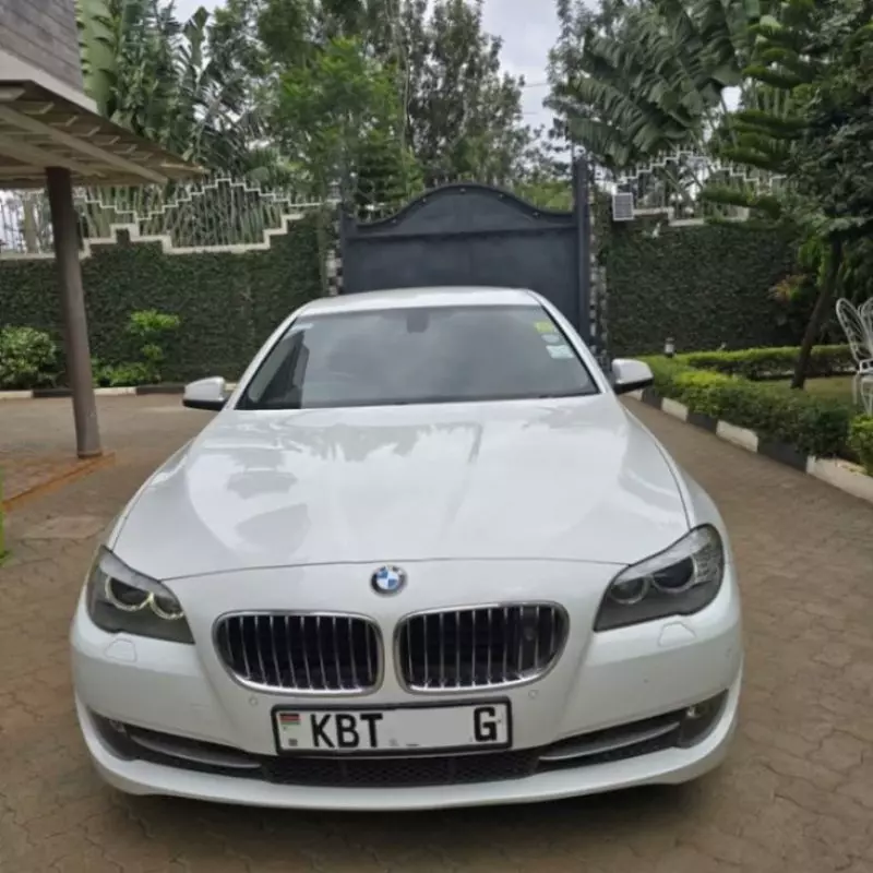 BMW 520   - 2012