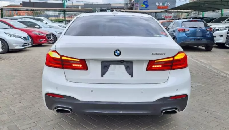 BMW 523I   - 2018