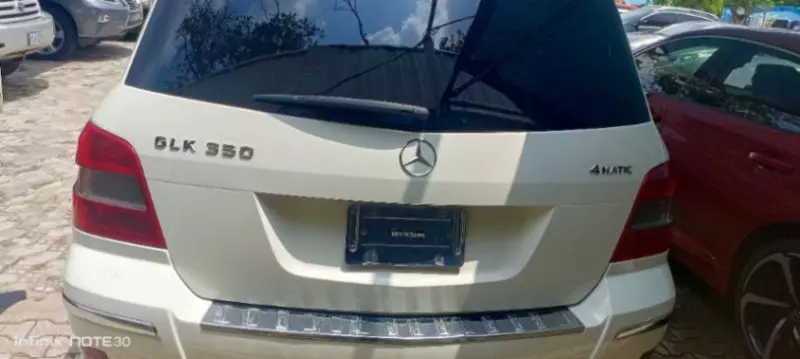 Mercedes-Benz GLK 350   - 2012