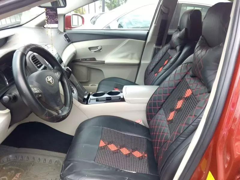 Toyota Venza   - 2010