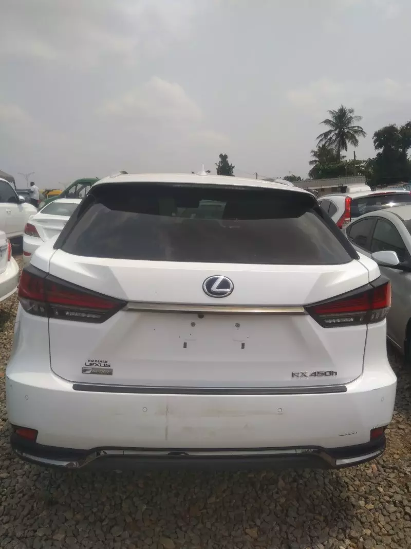 Lexus RX 450h   - 2021