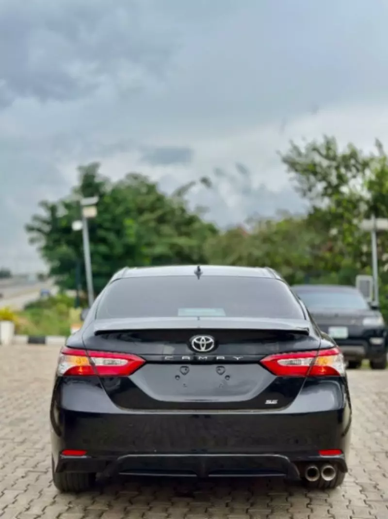 Toyota Camry   - 2020