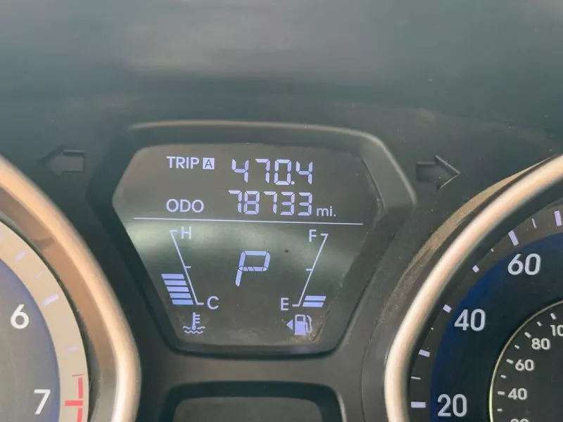 Hyundai Elantra   - 2009