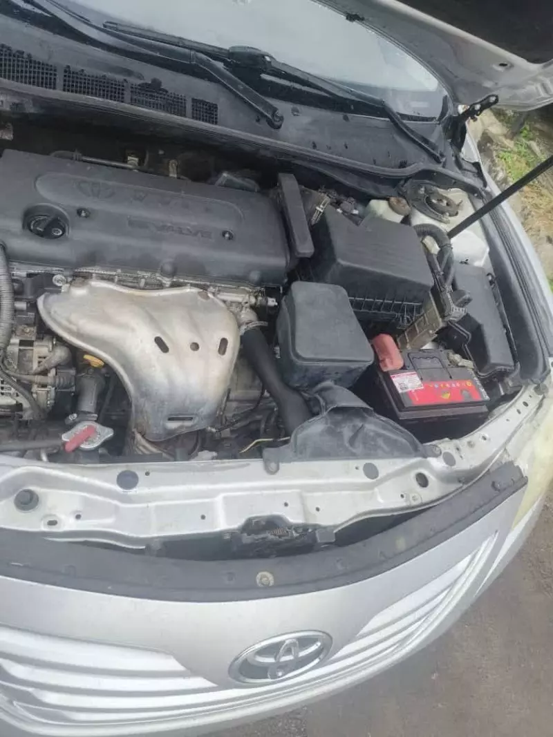 Toyota Camry   - 2009