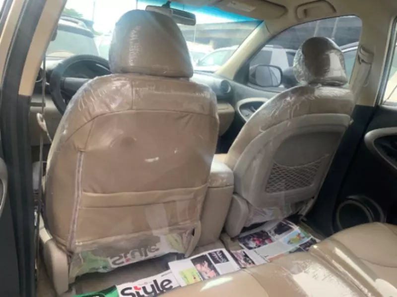 Toyota RAV 4   - 2008