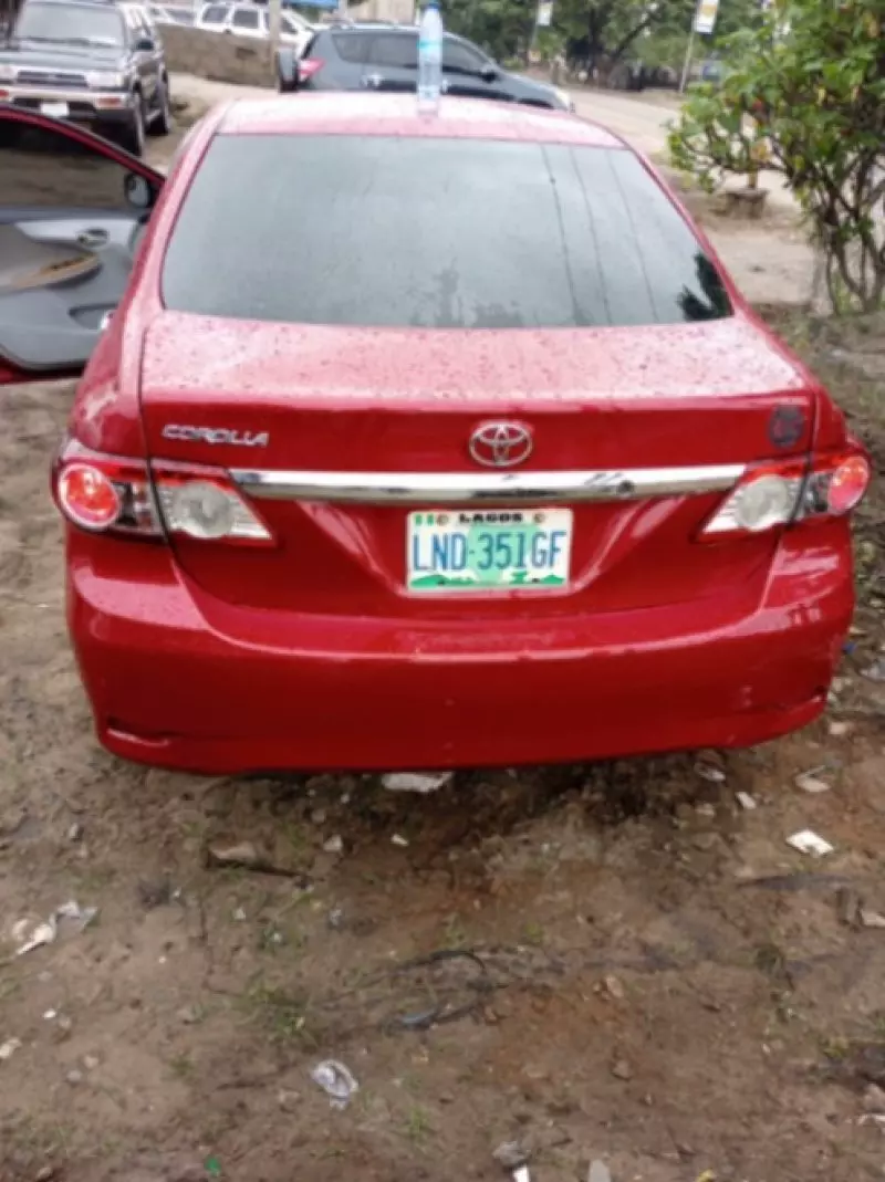 Toyota Corolla   - 2012