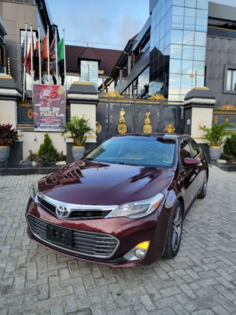 Toyota Avalon