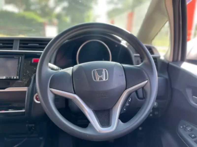 Honda Fit Hybrid    - 2017