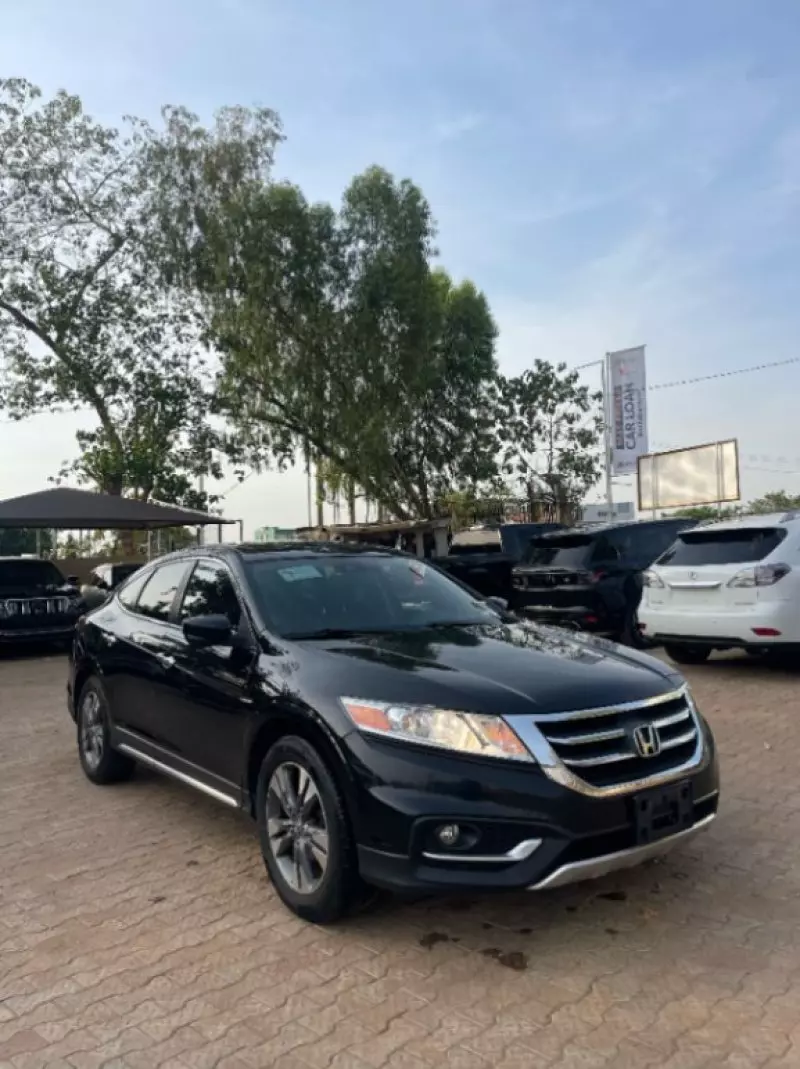 Honda Crosstour   - 2013