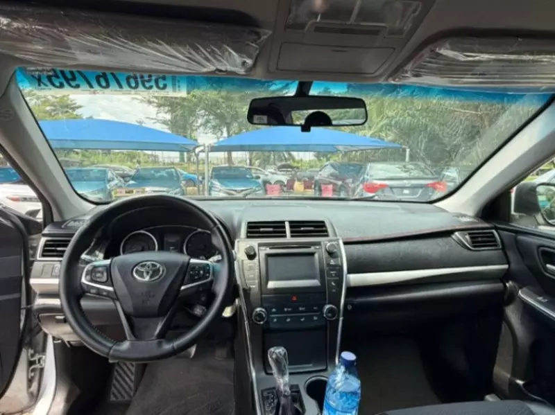 Toyota camry   - 2017