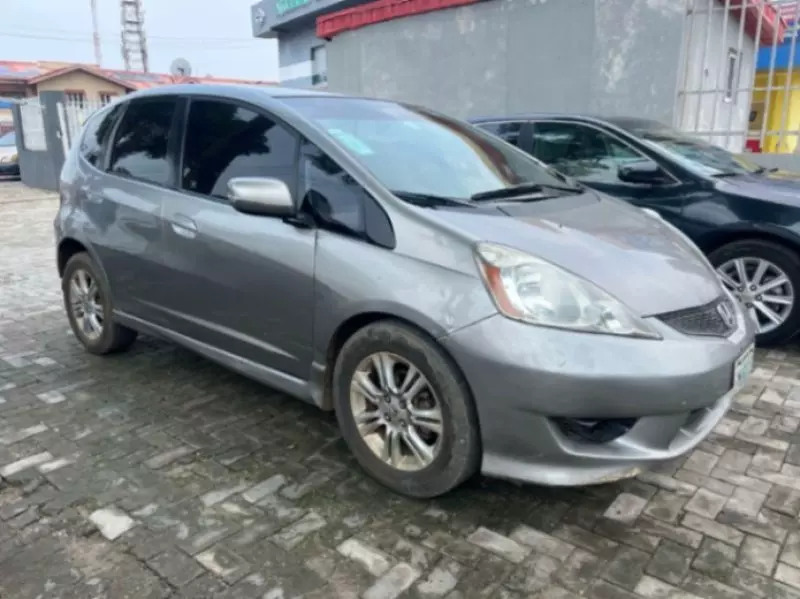 Honda Fit   - 2009