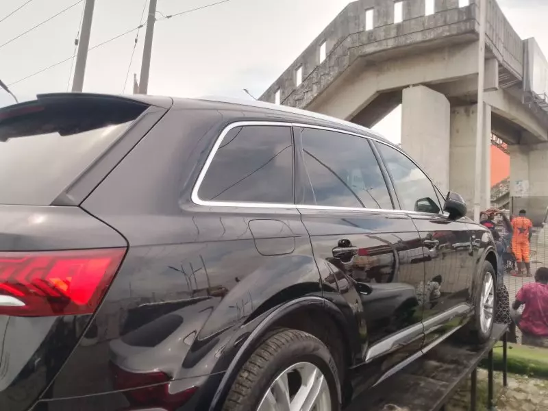 Audi Q7   - 2021