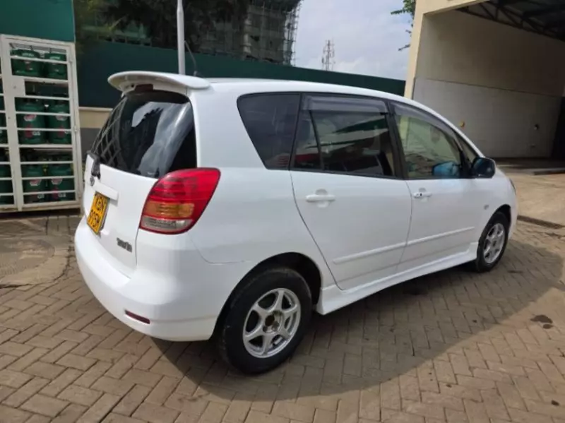 Toyota Spacio   - 2004