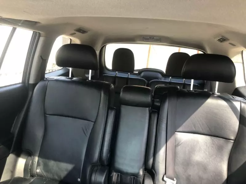 Toyota Highlander   - 2012