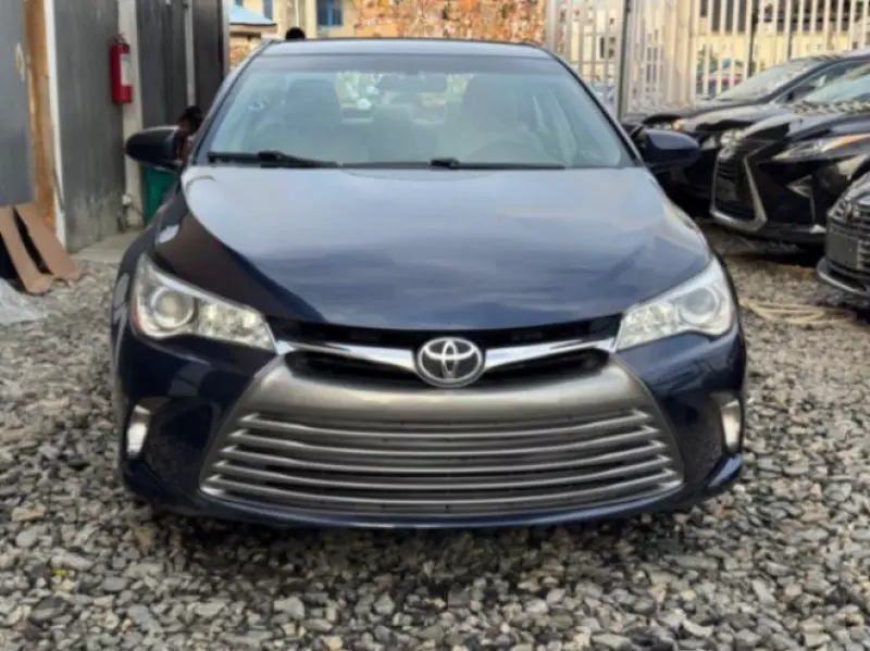 Toyota Camry   - 2017