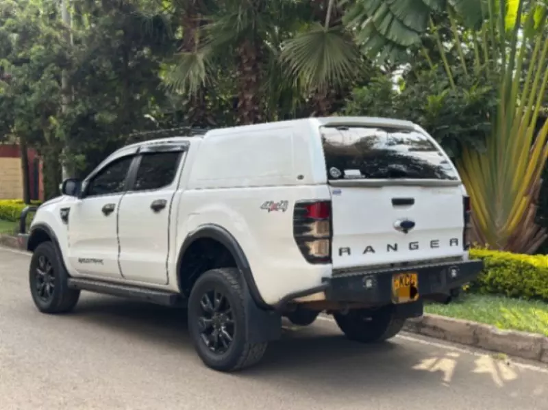 Ford Ranger   - 2013