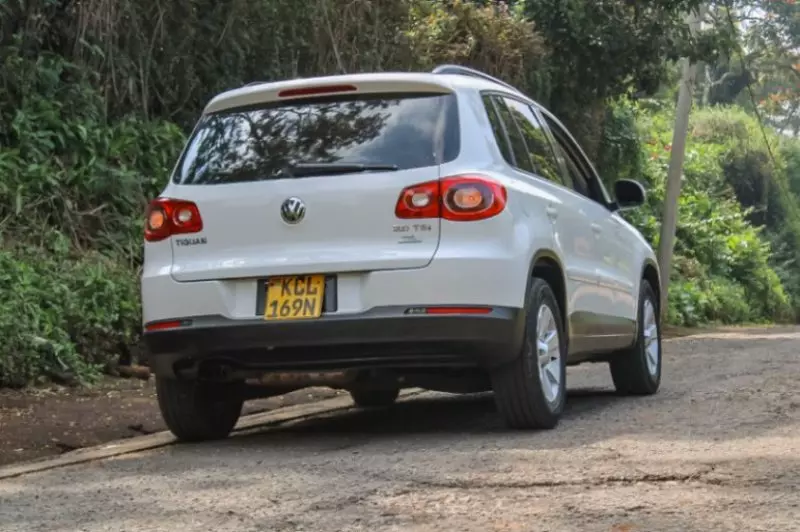 Volkswagen Tiguan   - 2009