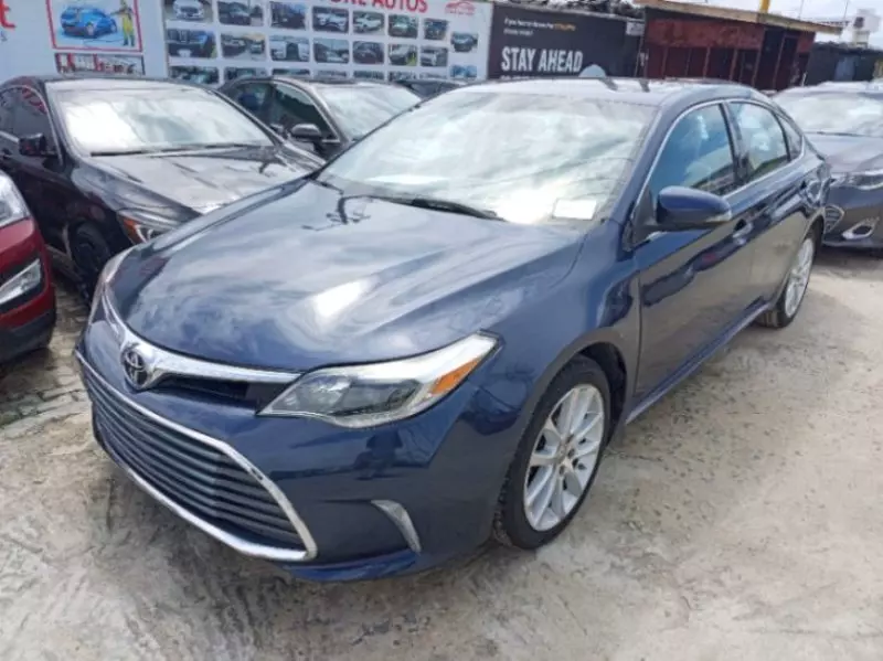 Toyota Avalon - 2014