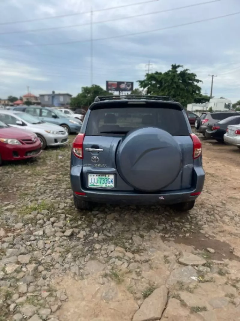 Toyota RAV4   - 2008