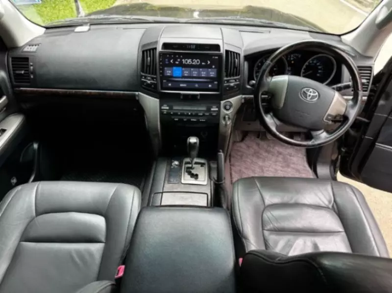 Toyota Land Cruiser   - 2008