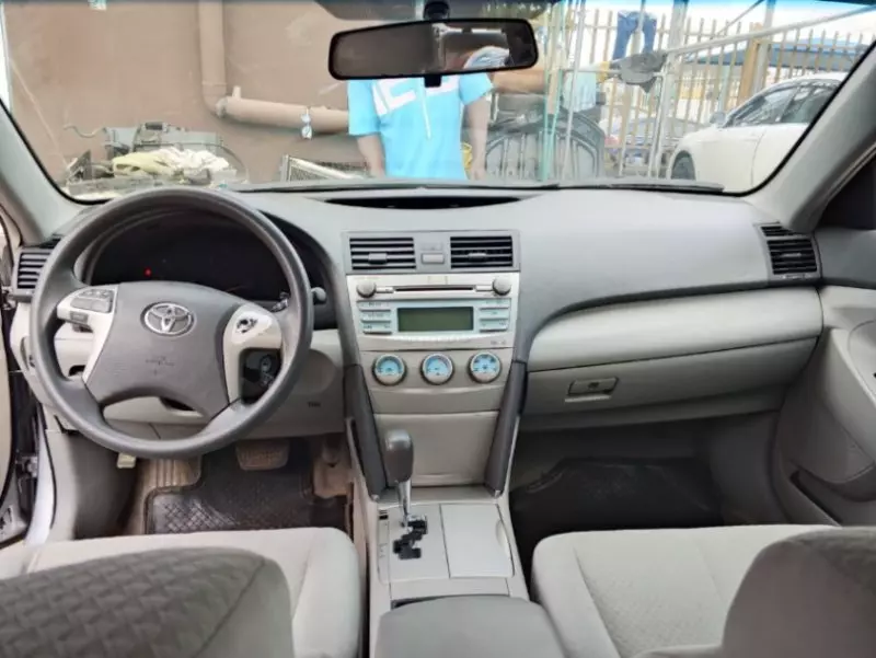Toyota Camry - 2009