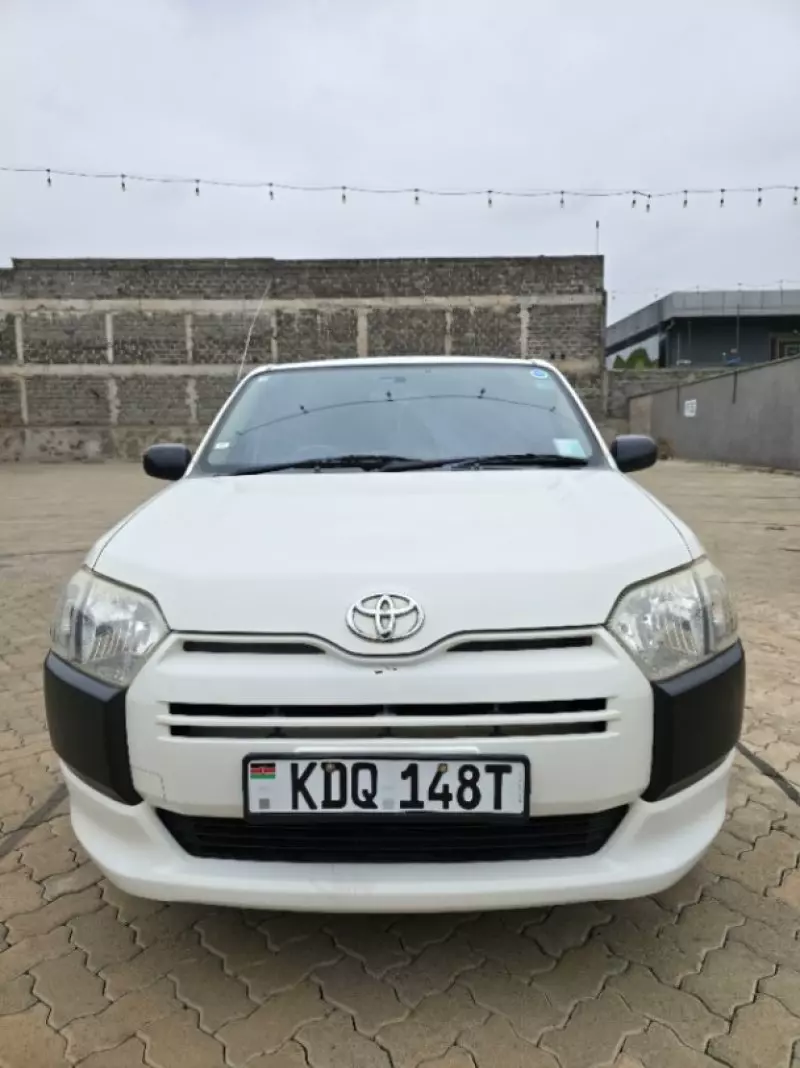 Toyota Probox    - 2017