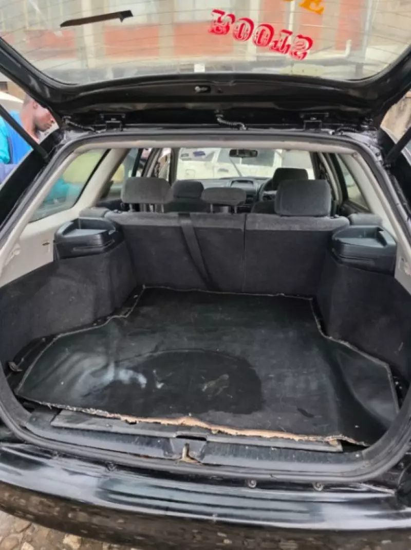Toyota Caldina   - 2000