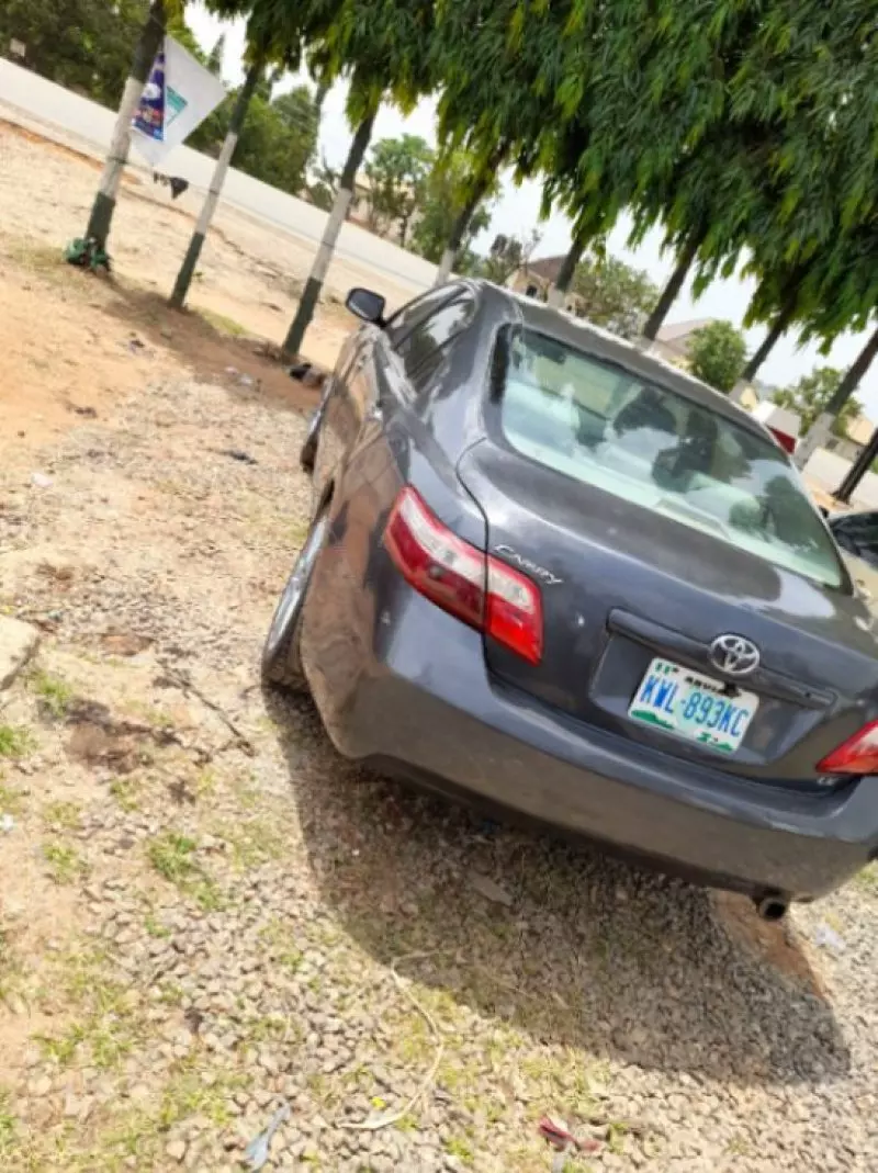 Toyota Camry   - 2007