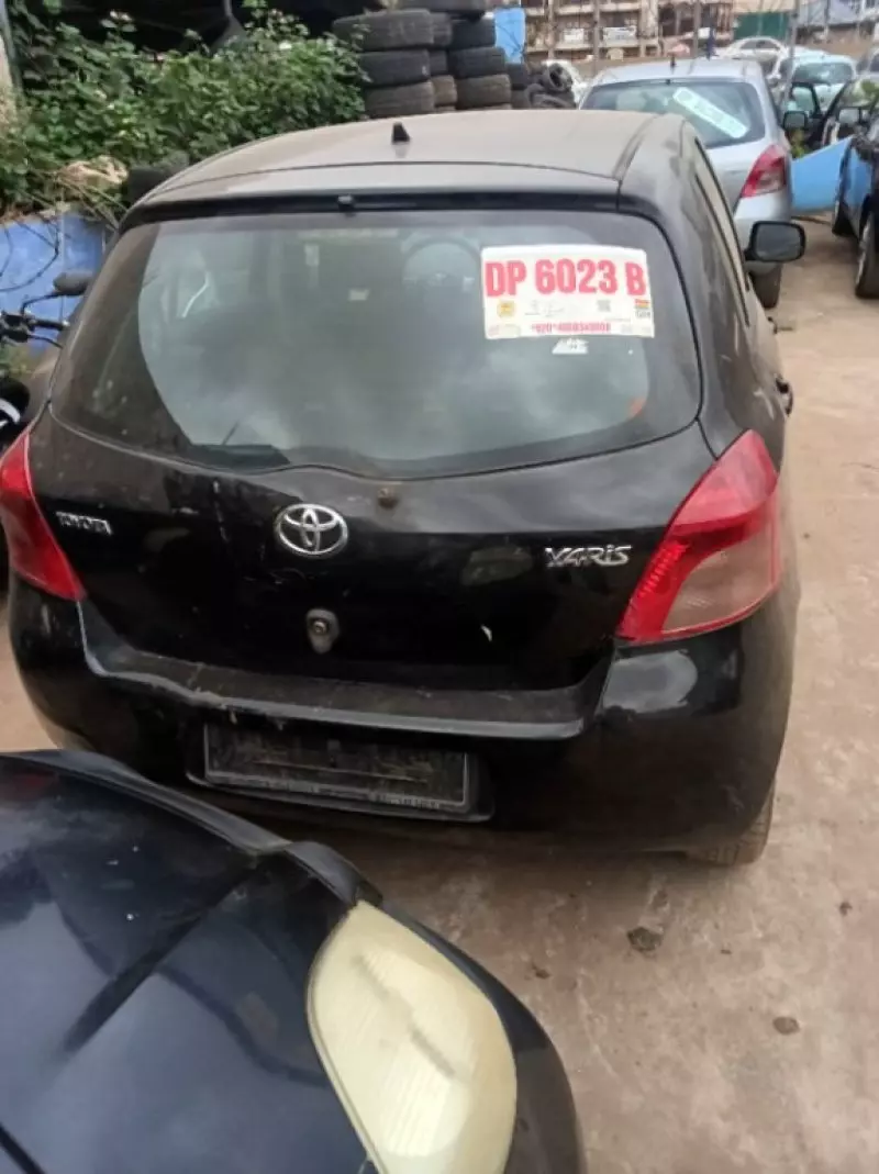 Toyota Yaris   - 2010