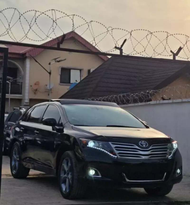 Toyota Venza   - 2010