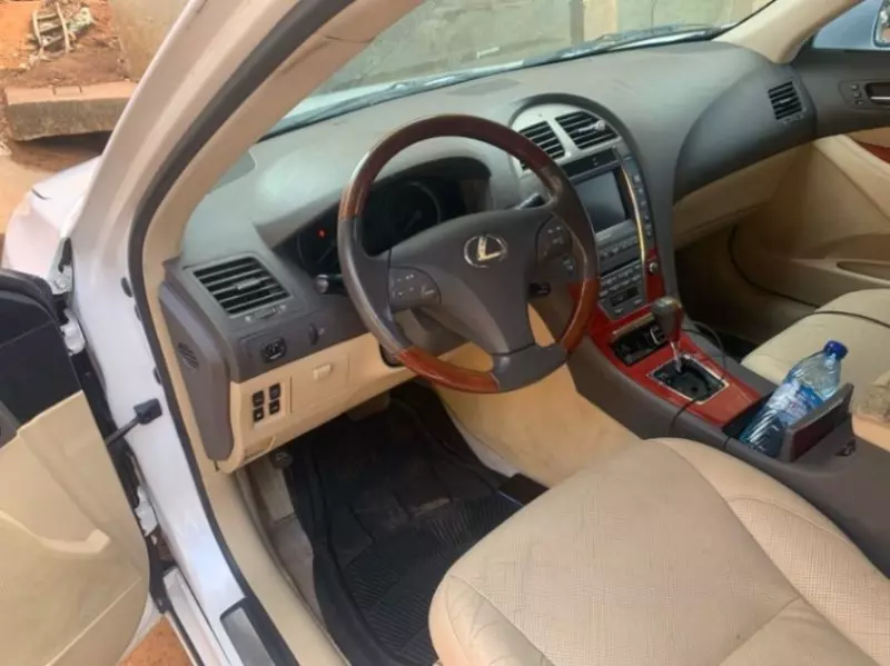 Lexus ES 350   - 2009