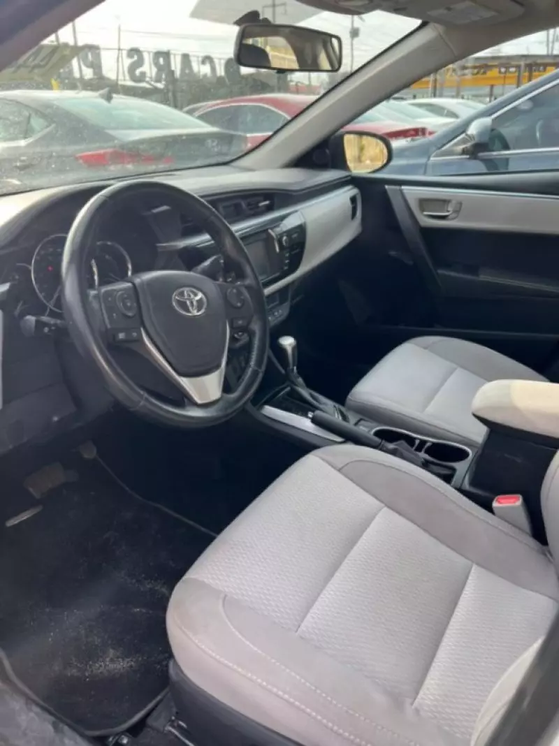 Toyota Corolla   - 2013