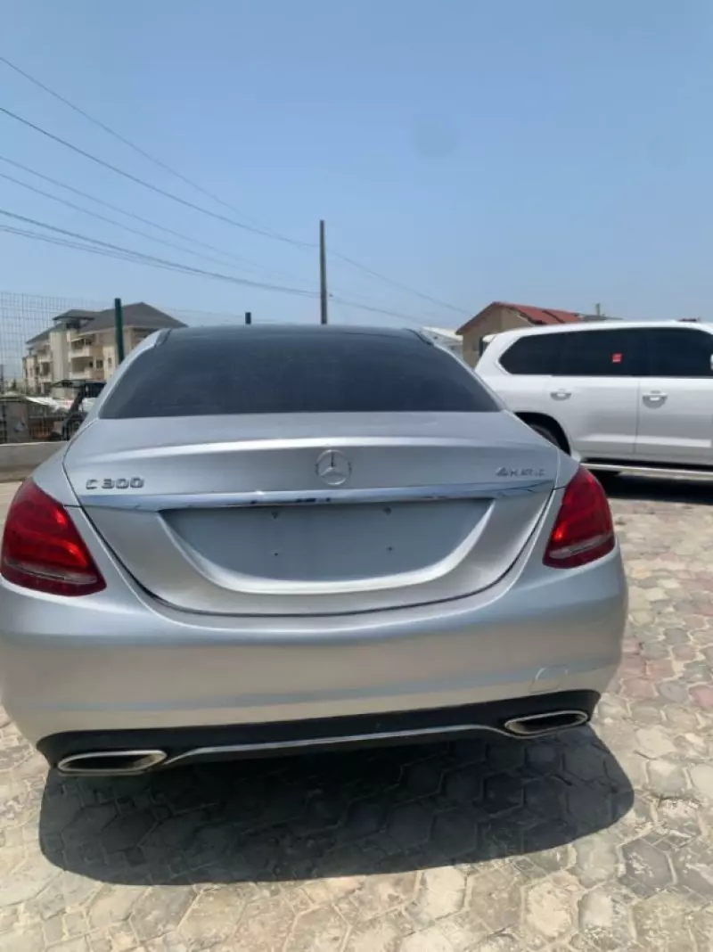 Mercedes-Benz GLE-Class   - 2018